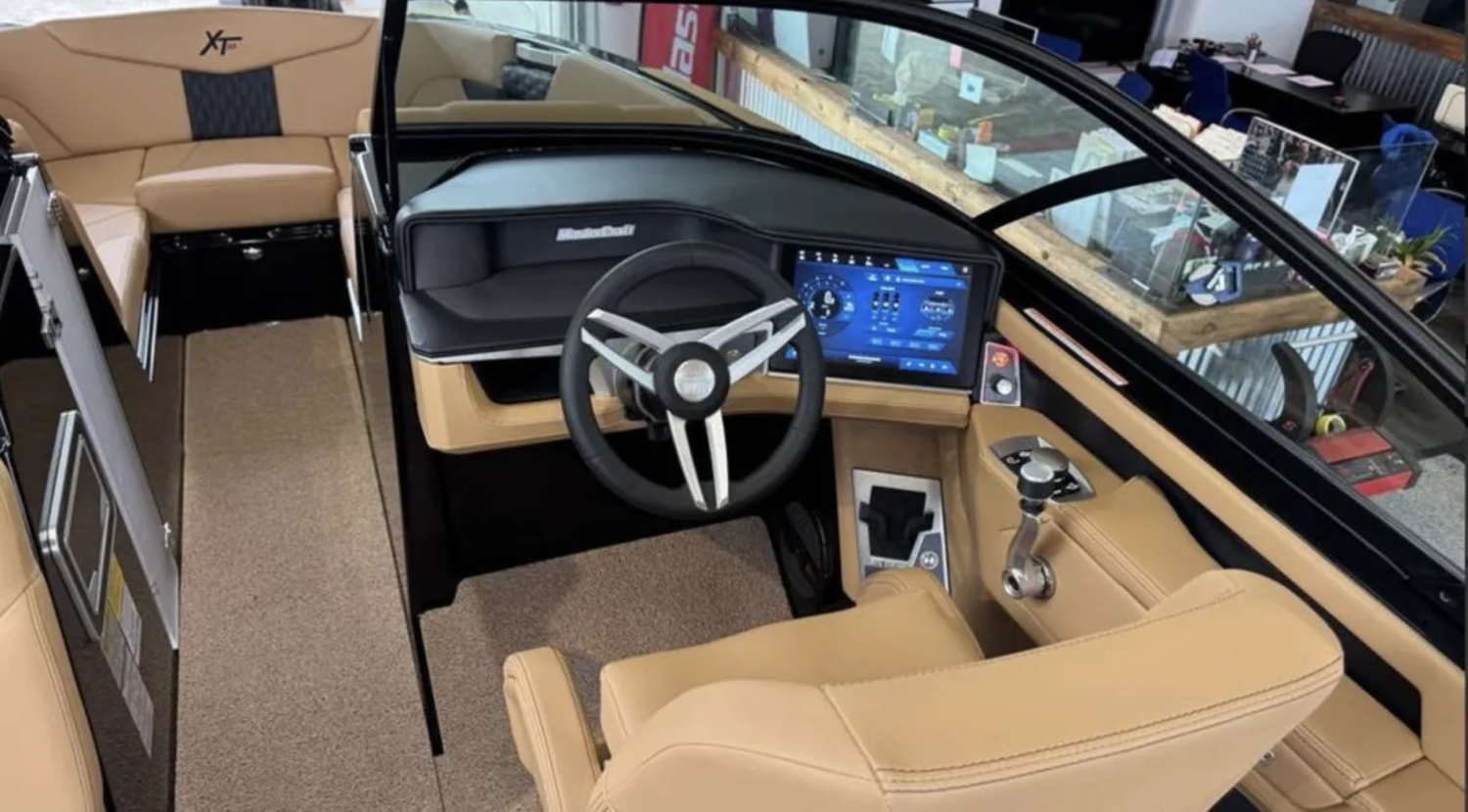 2025 Mastercraft xt22
