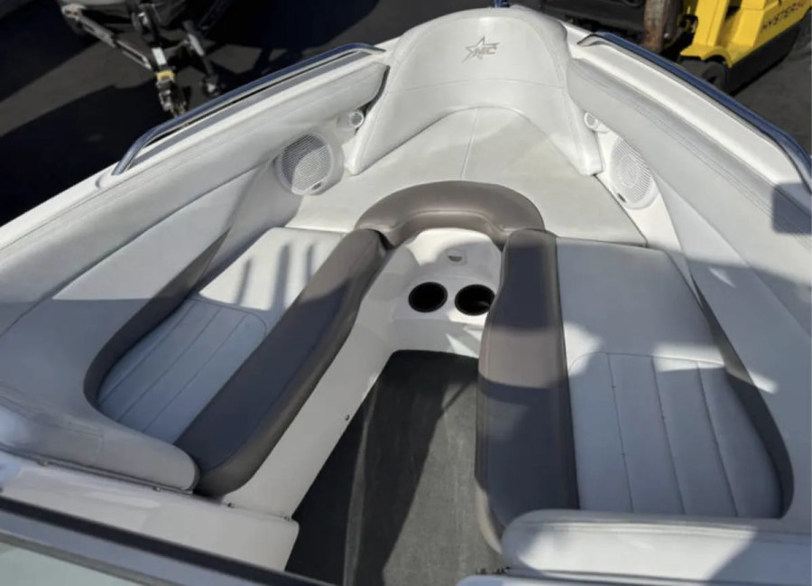 2004 Mastercraft Boats Maristar 210 for sale in Oregon City, Oregon