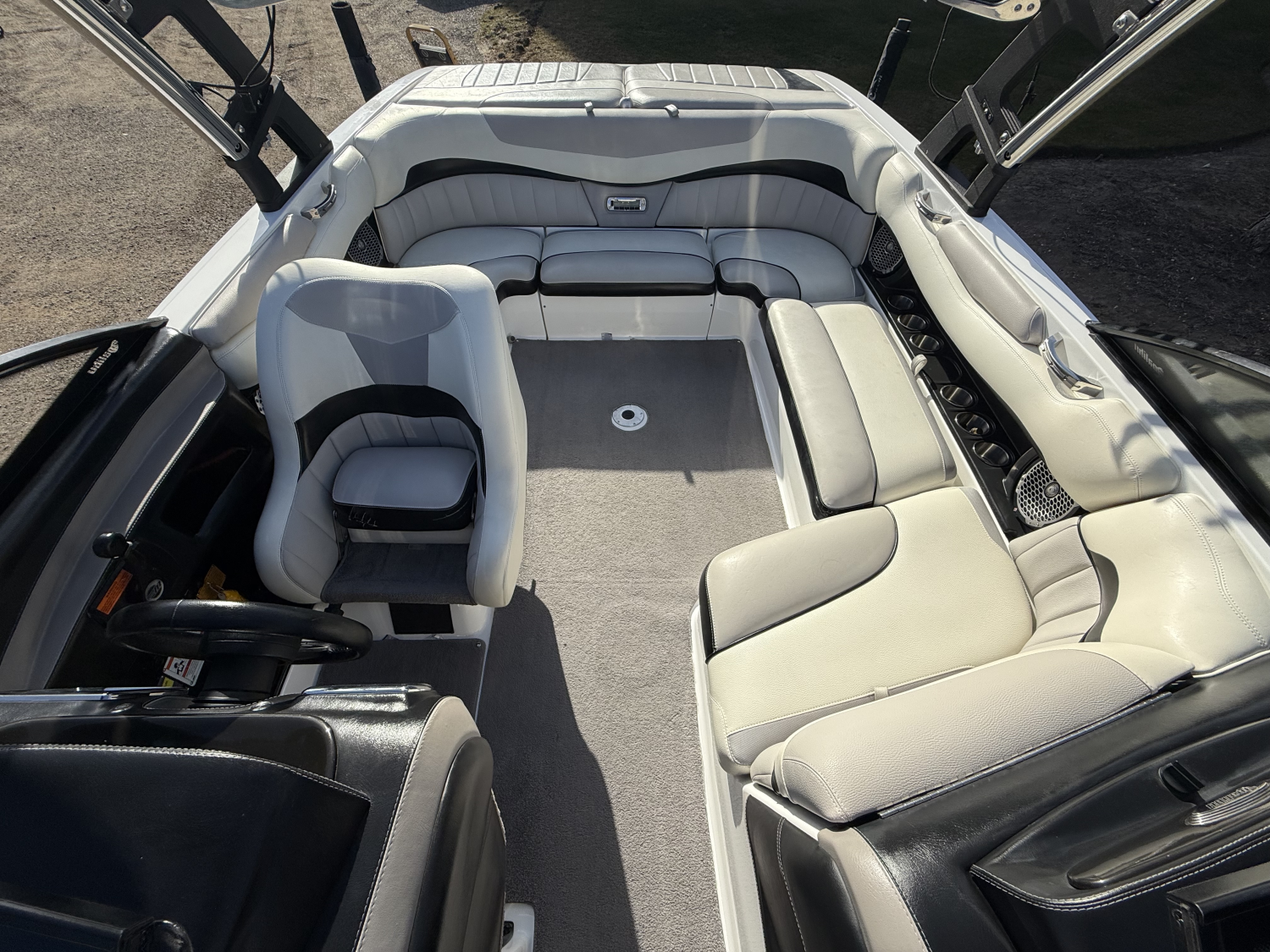 2012 Malibu Wakesetter 22 MXZ