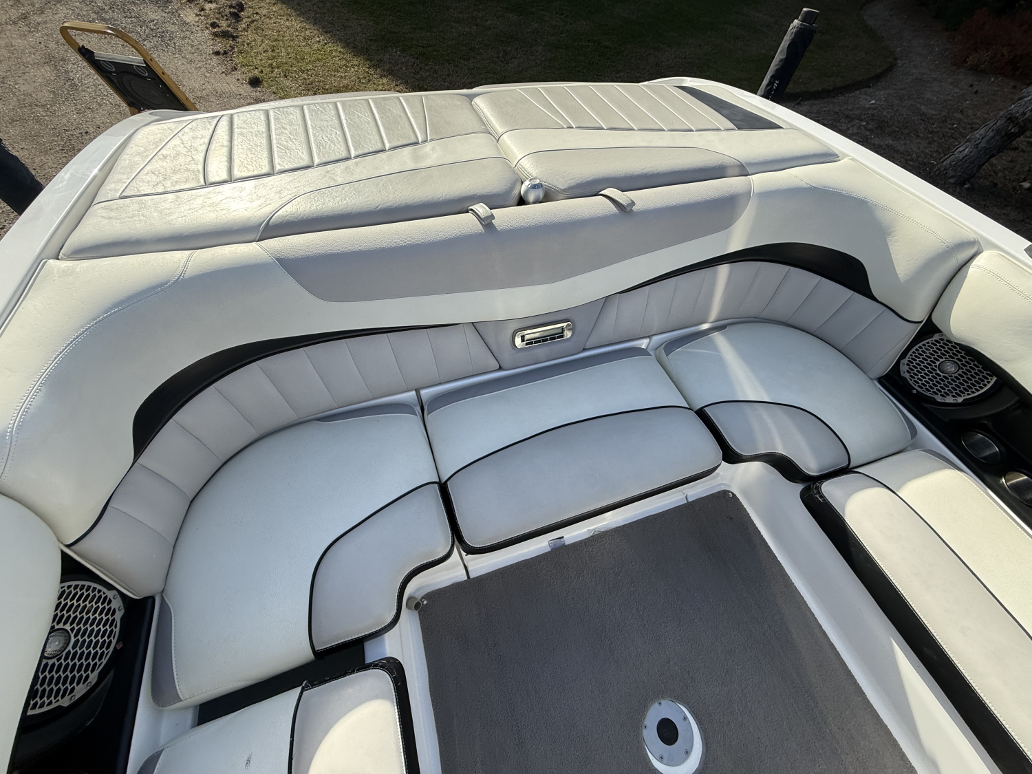 2012 Malibu Wakesetter 22 MXZ