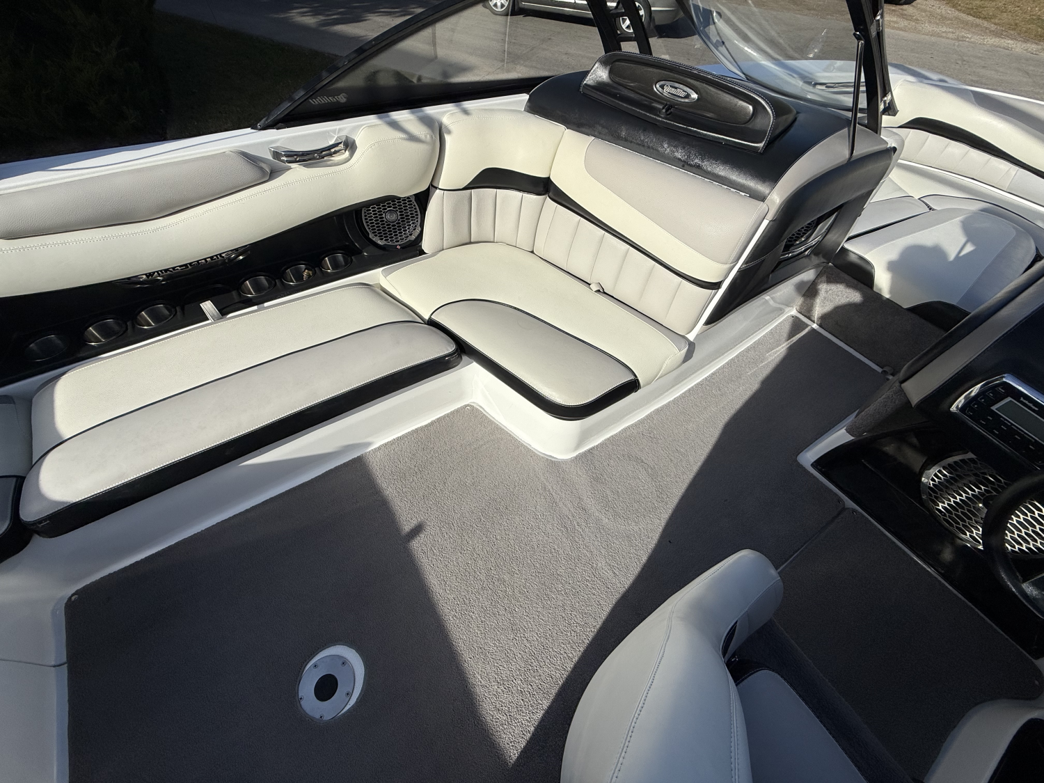 2012 Malibu Wakesetter 22 MXZ