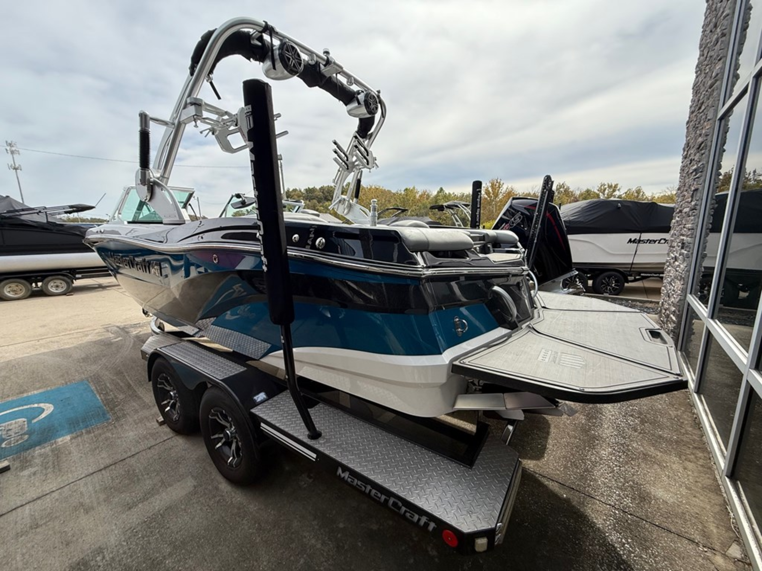 2017 MasterCraft XT20