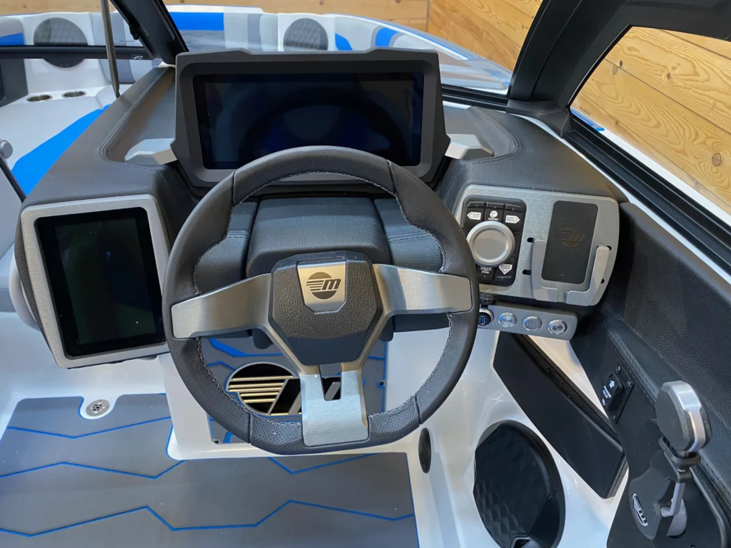 2024 Malibu 23 MXZ Wakesetter