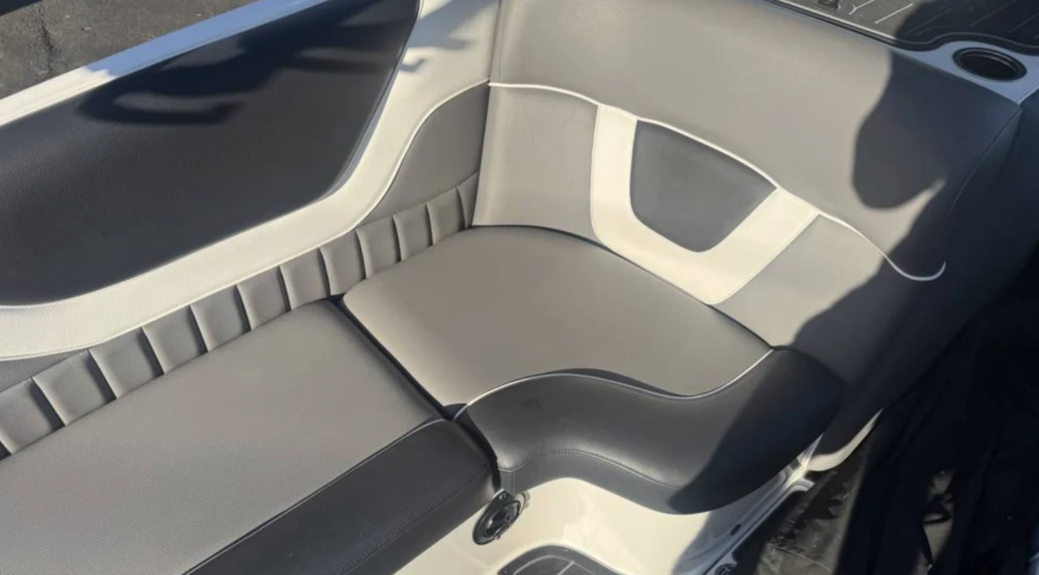 2020 MB Sports F24 Tomcat Alpha