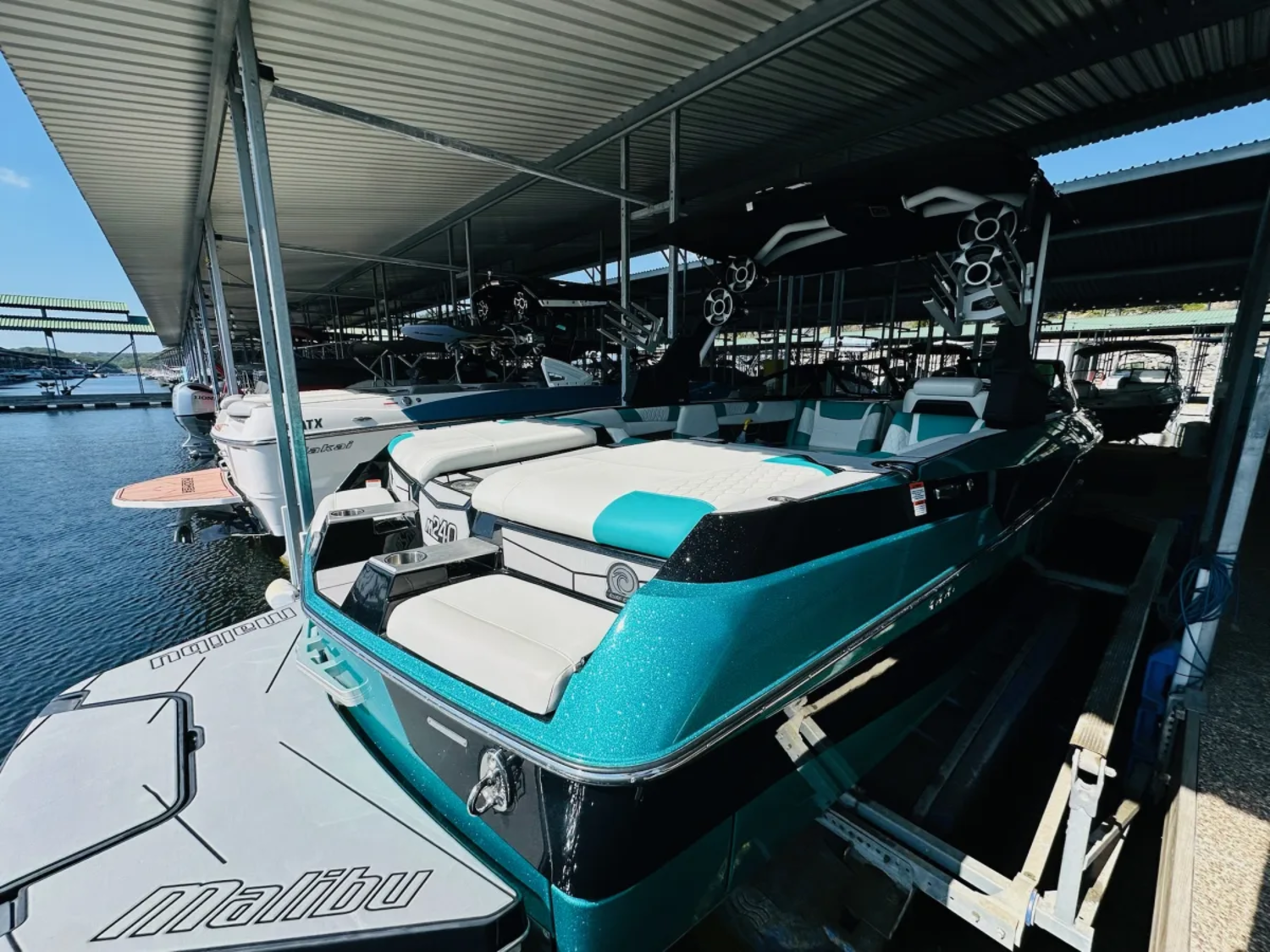 2021 Malibu Boats M240 for sale in Volente, Texas