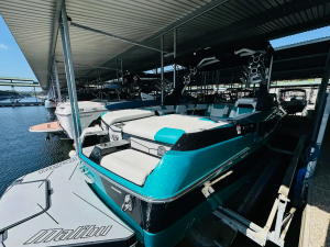 2021 Malibu Boats M240 for sale in Volente, Texas