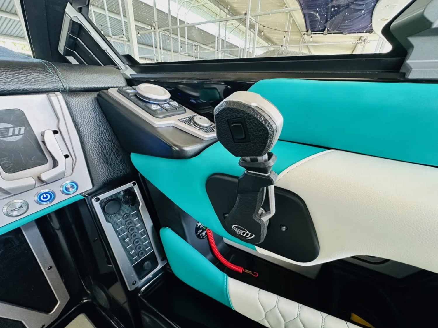 2021 Malibu Boats M240 for sale in Volente, Texas