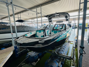 2021 Malibu Boats M240 for sale in Volente, Texas