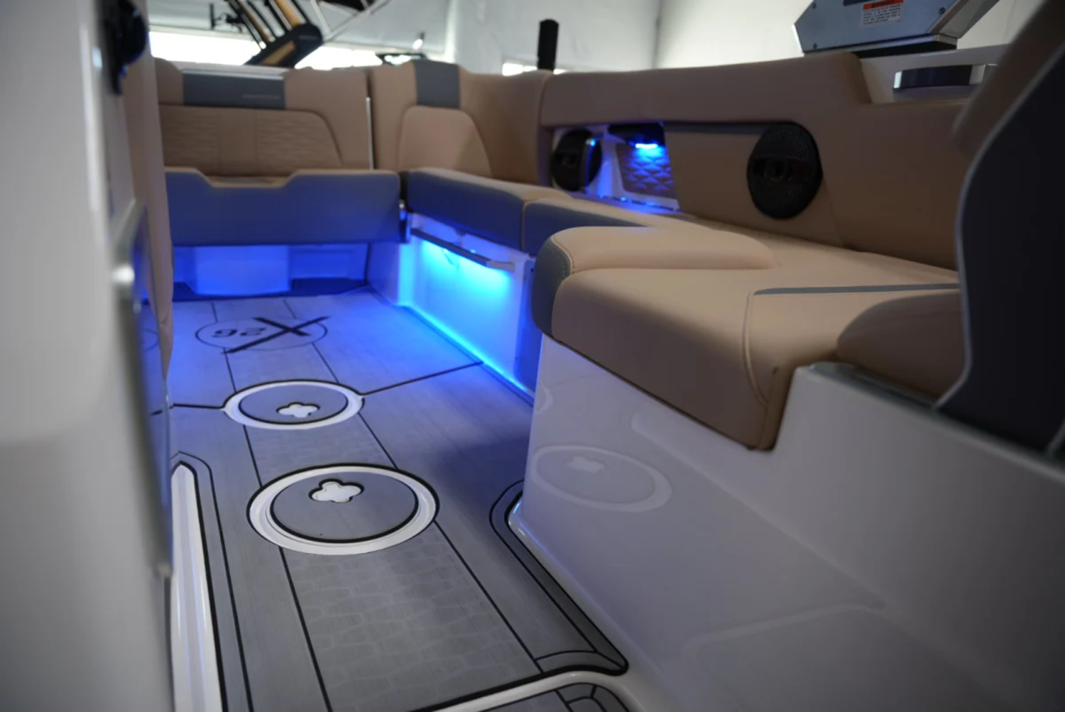 2025 MasterCraft X26 - Executive Demo Boat!  Deck your Dock Rebate Available!