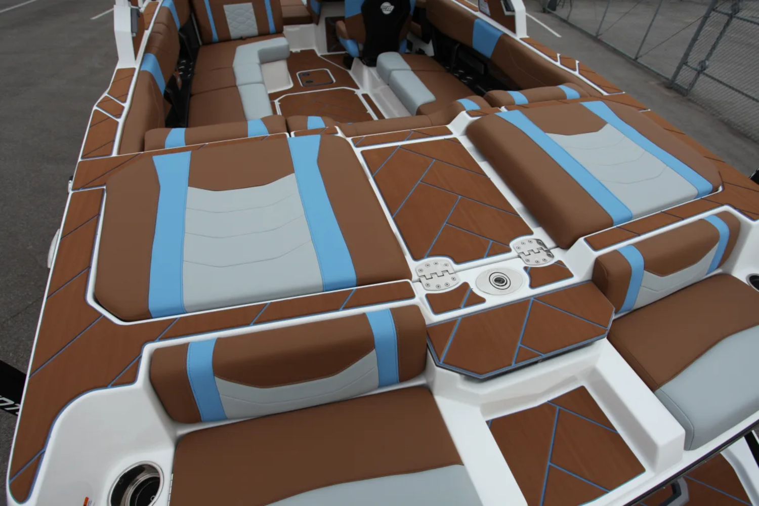 2026 Malibu Wakesetter 23 LSV