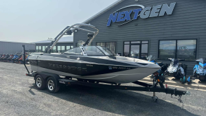 2011 Malibu Boats Wakesetter VTX for sale in CLEAR LAKE, Wisconsin