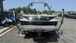 2011 Malibu Boats Wakesetter VTX for sale in CLEAR LAKE, Wisconsin