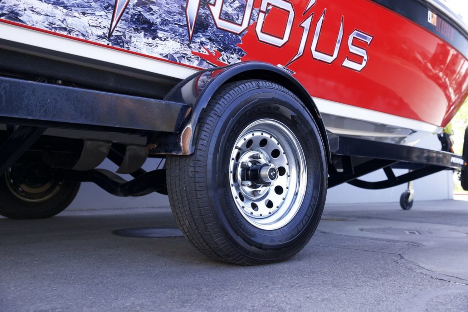 2009 MOOMBA Mobius LS