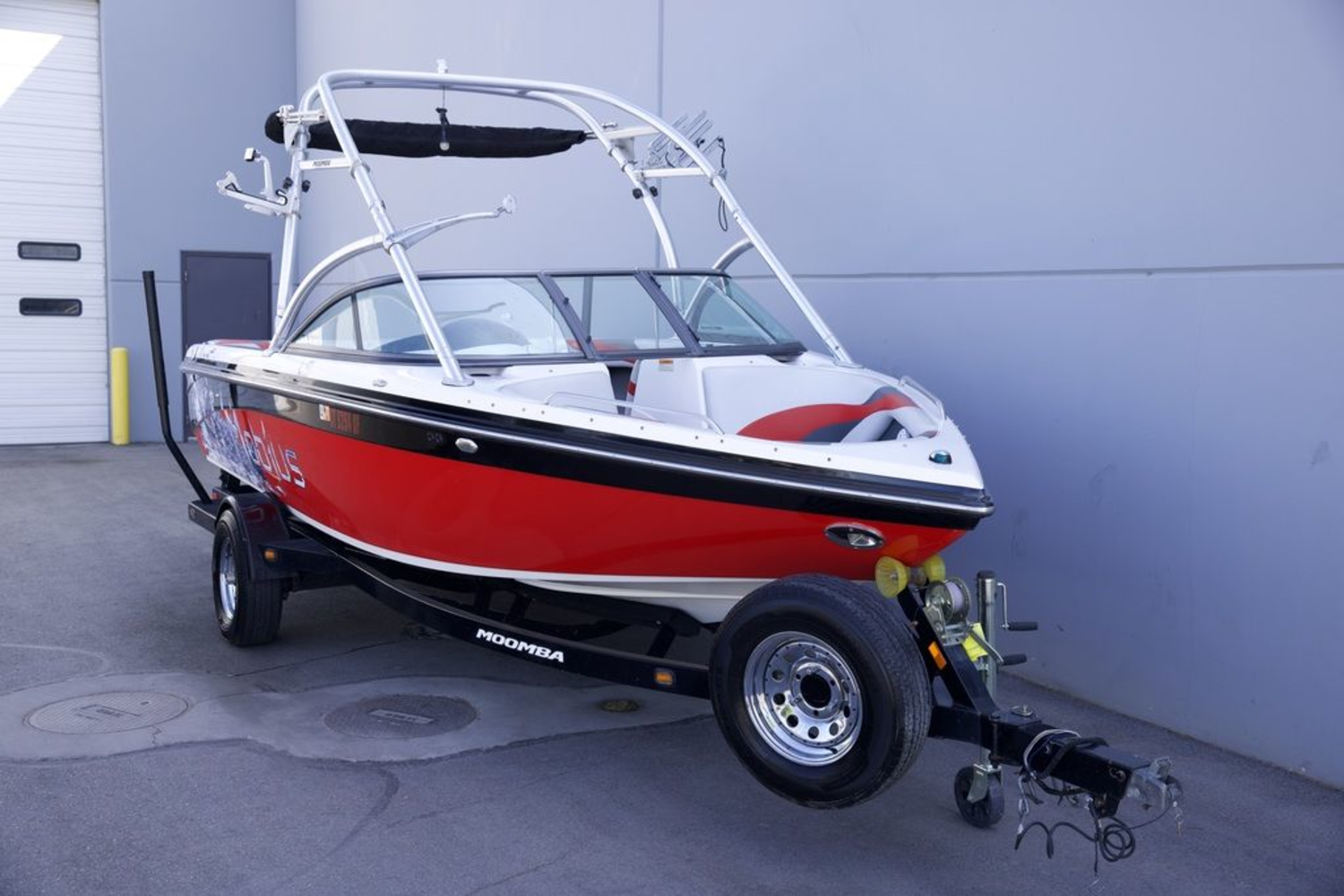 2009 MOOMBA Mobius LS
