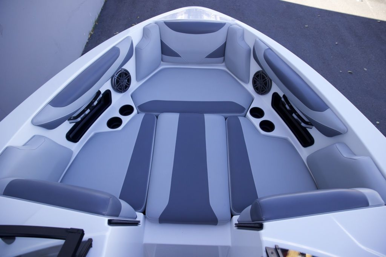 2020 Axis Wake Research T22