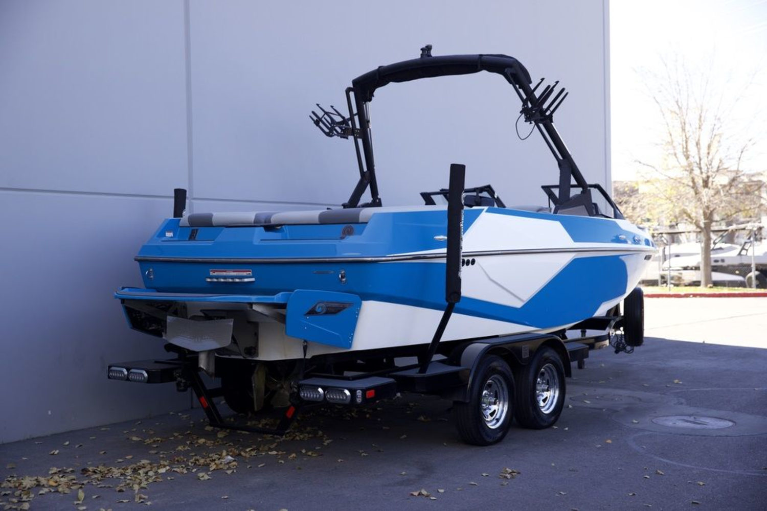 2020 Axis Wake Research T22