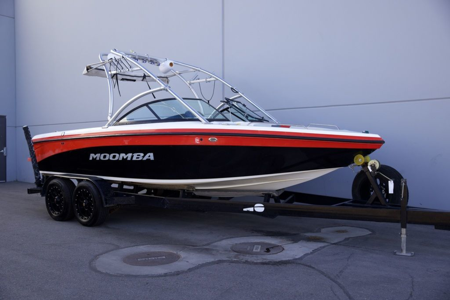 2011 MOOMBA Mobius LSV