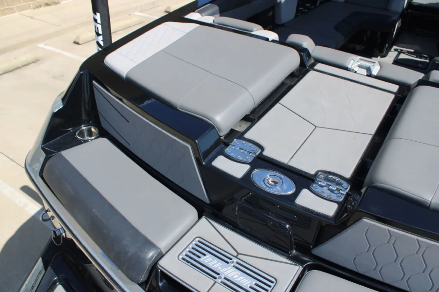 2022 Malibu Boats M220 for sale in Dallas, Texas