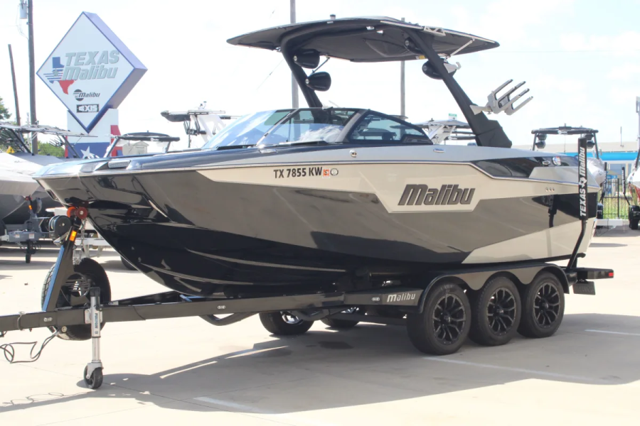 2022 Malibu Boats M220 for sale in Dallas, Texas