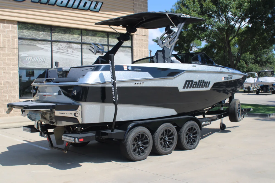 2022 Malibu Boats M220 for sale in Dallas, Texas