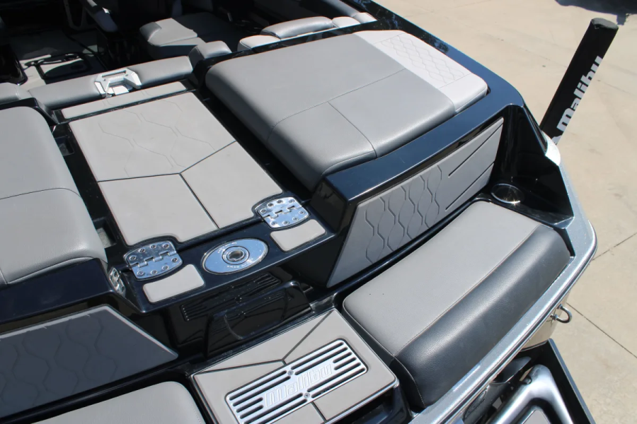 2022 Malibu Boats M220 for sale in Dallas, Texas