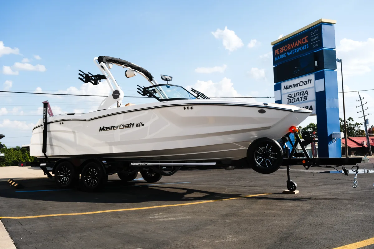 2026 MASTERCRAFT NXT23 WHITE & COOLFEEL BEACH TAN 