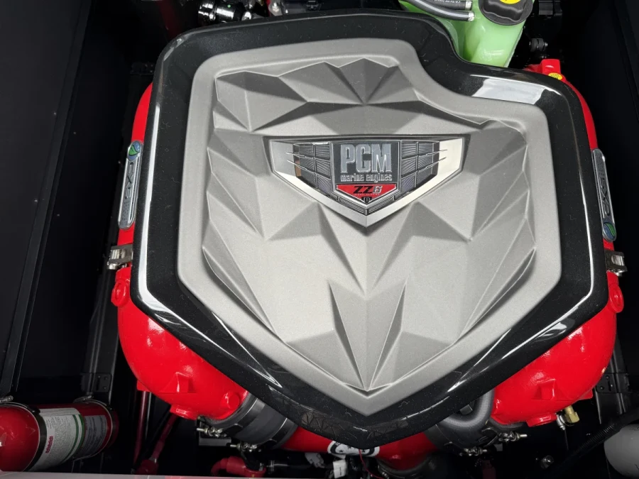 2025-nautique-g23-113228-image6.webp