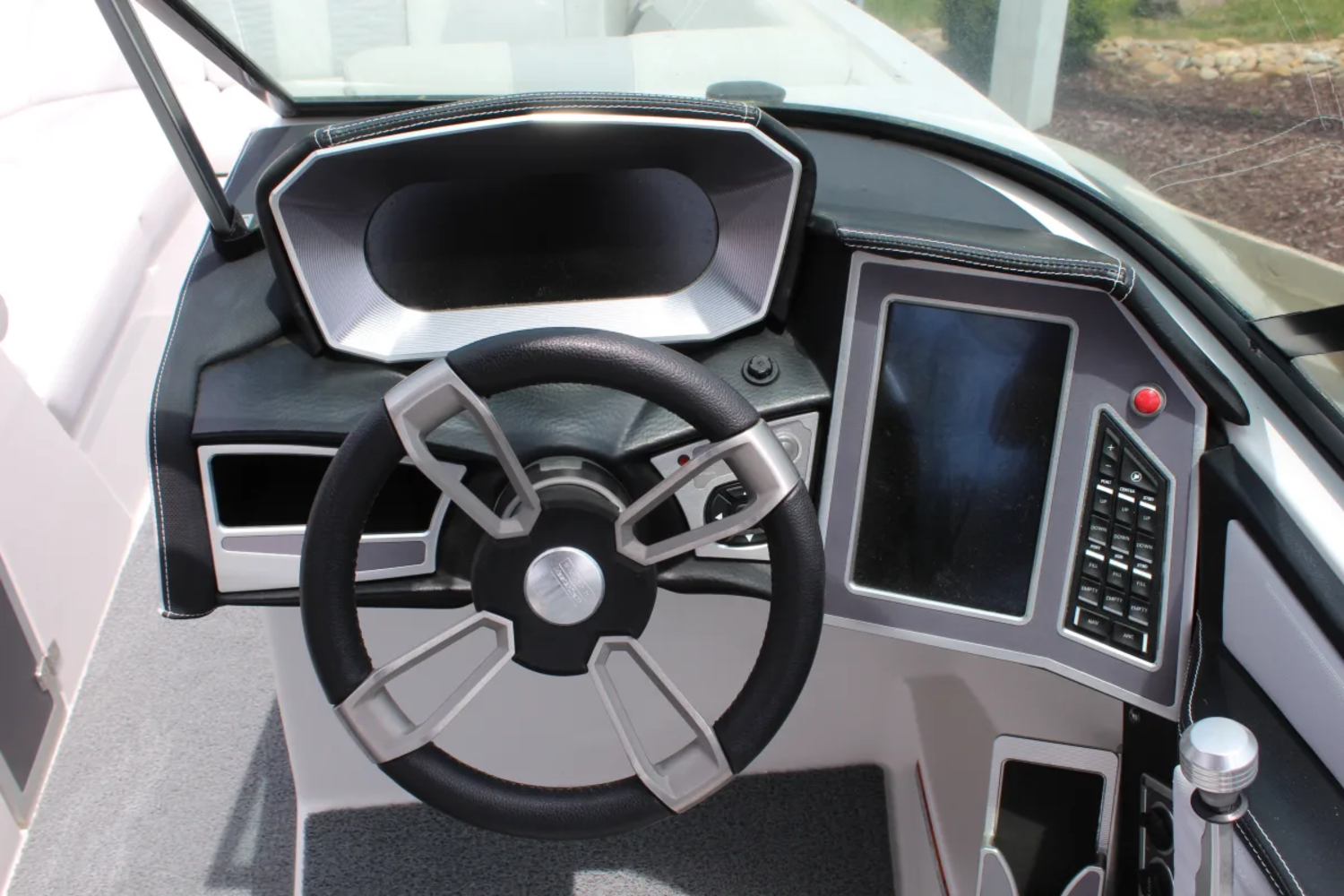 MasterCraft X26 Surf and Wake Boat