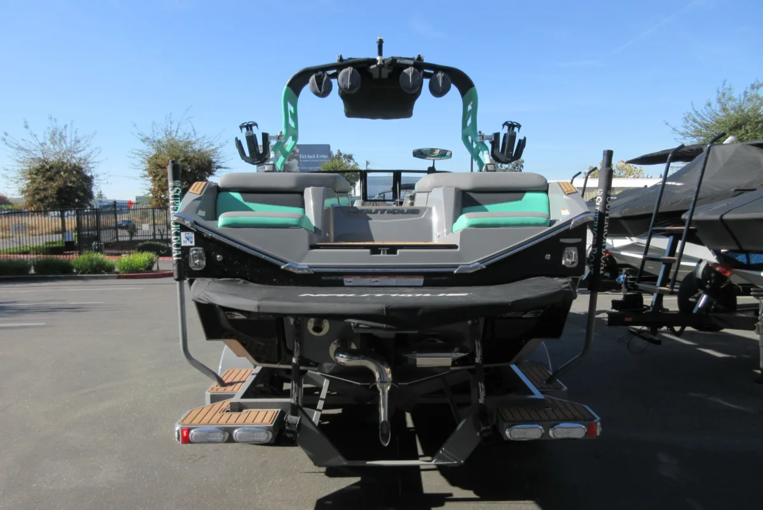 2021 Nautique G25