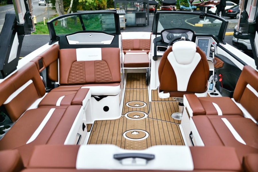 2022-mastercraft-x24-113259-image8