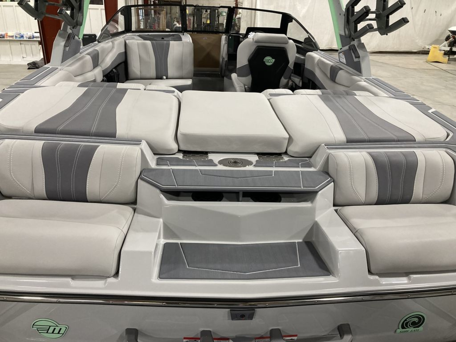 2026 Malibu Boats 22 LSV