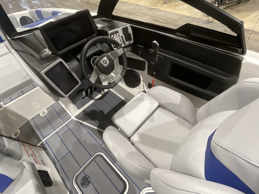 2023 Malibu Boats Wakesetter 24 MXZ for sale in Fontana, Wisconsin