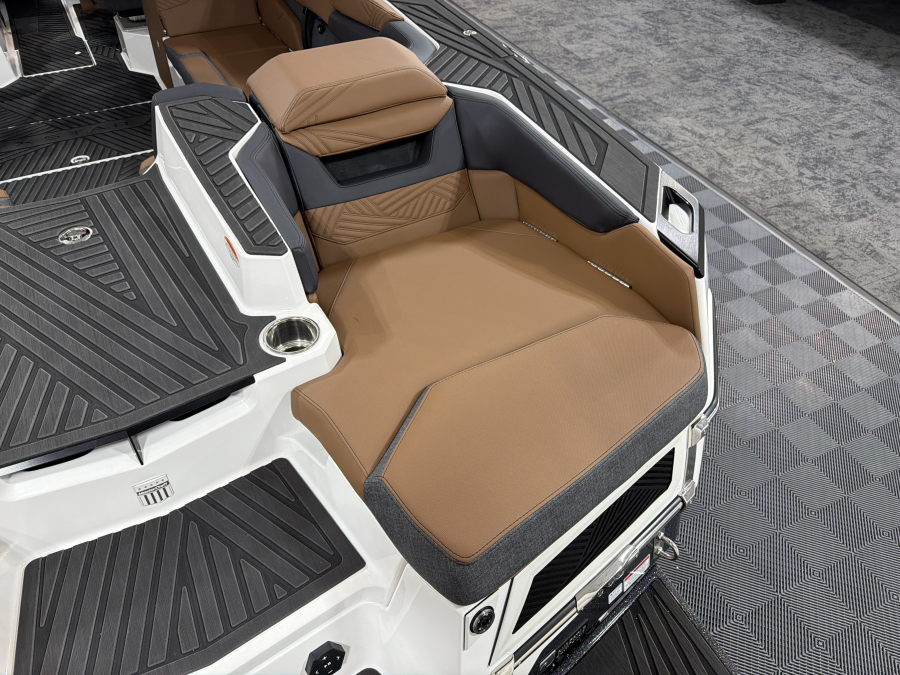 2026-mastercraft-x-star-137052-image7
