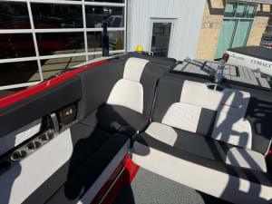 2019-mastercraft-x24-113354-image13