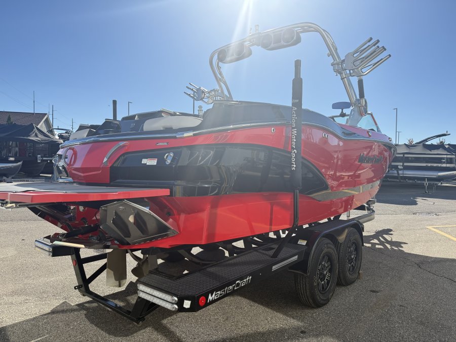 2019-mastercraft-x24-113354-image4