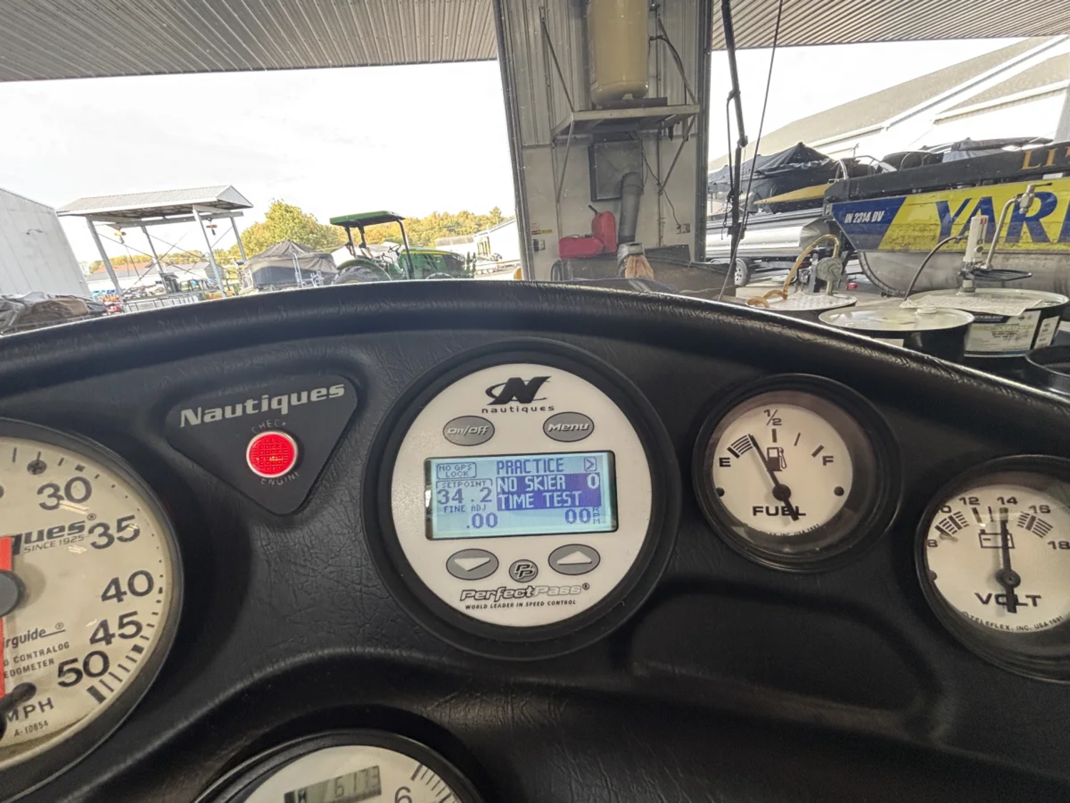 1999 Correct Craft Ski Nautique