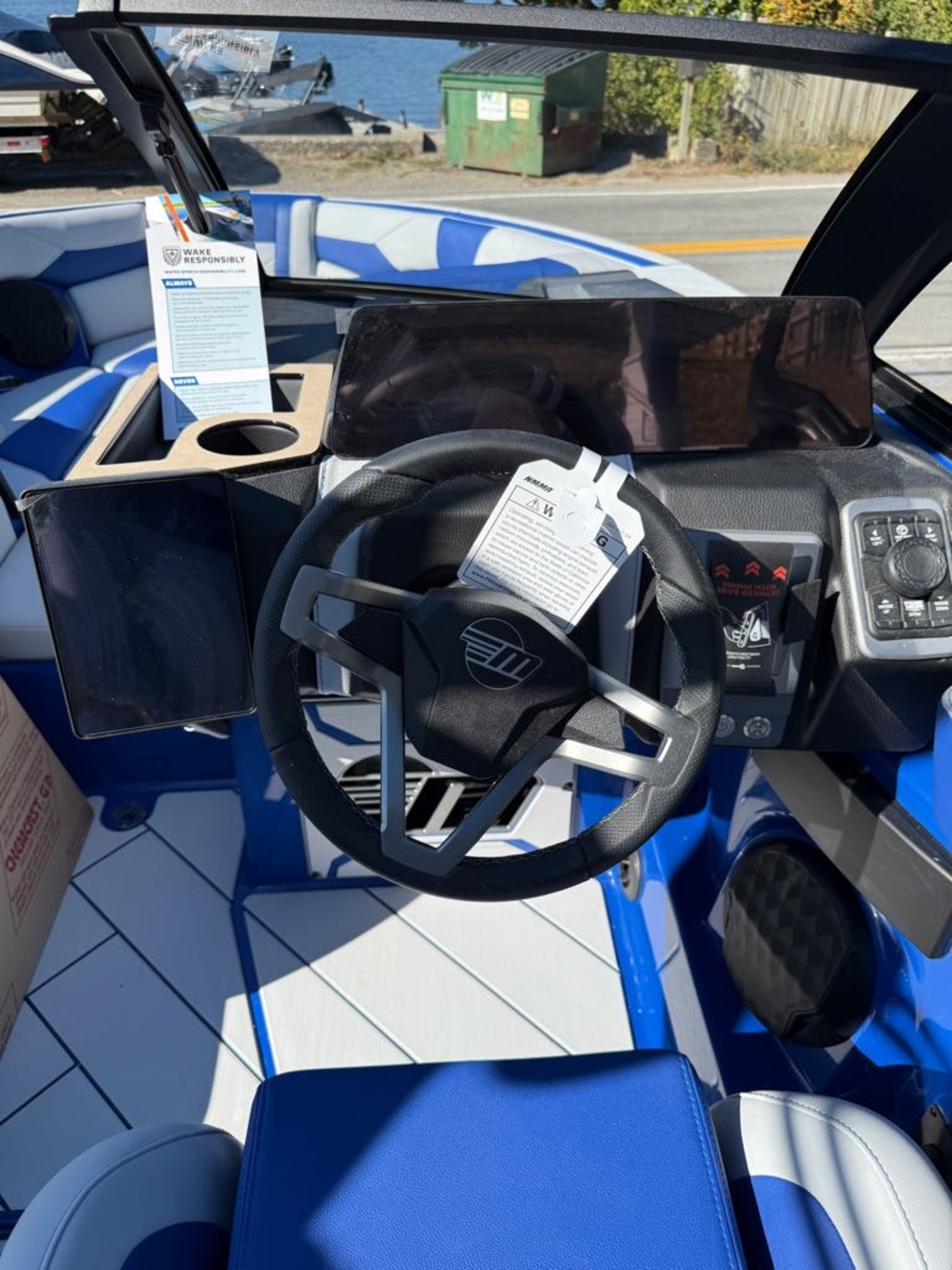 2026 Malibu MALIBU 23 LSV