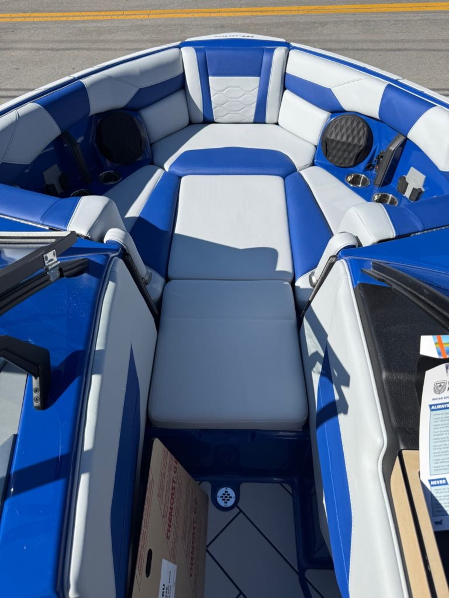 2026 Malibu MALIBU 23 LSV