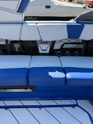 2026-malibu-wakesetter-23-lsv-110318-image23