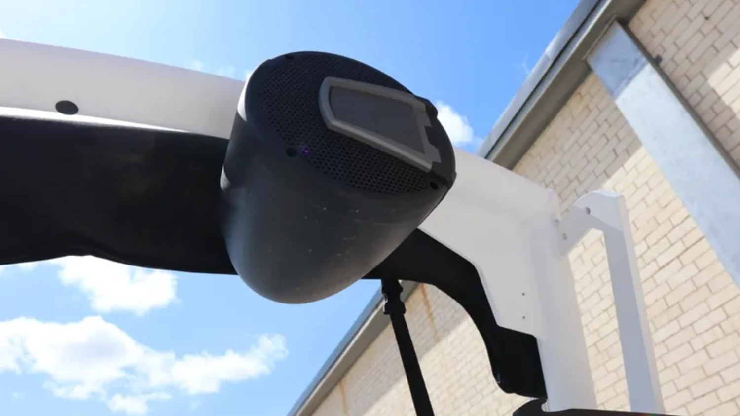 2025 AXIS A-SERIES A225