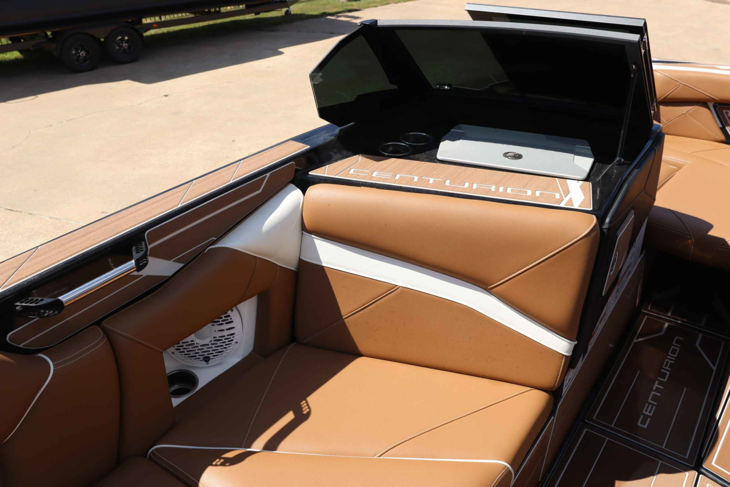 2025 Centurion NV233