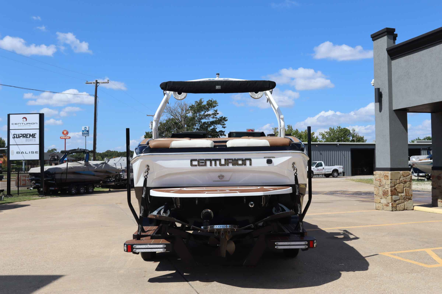 2025 Centurion NV233