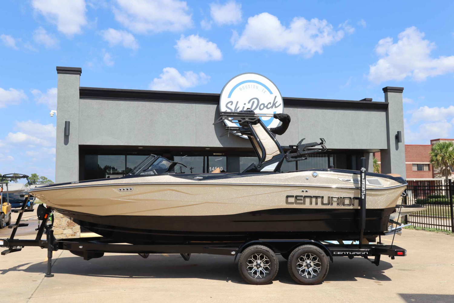 2025 Centurion NV233