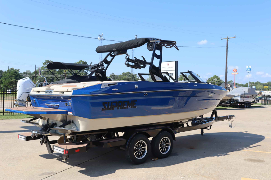 2025 Supreme Boats S220 for sale in , 