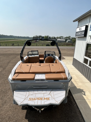 2024 Supreme Boats S220 for sale in Madison, South Dakota