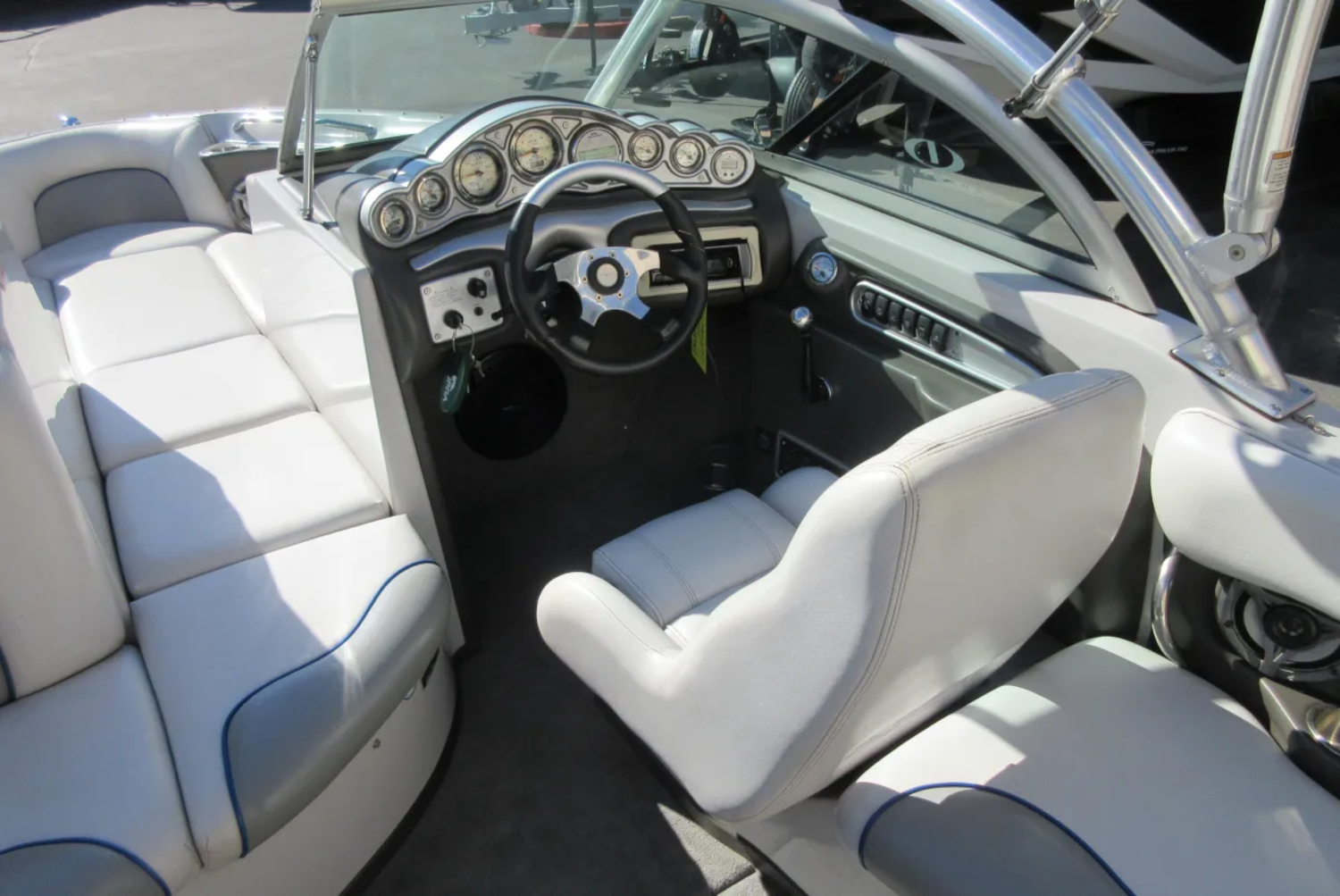 2005 Supra Launch 21V