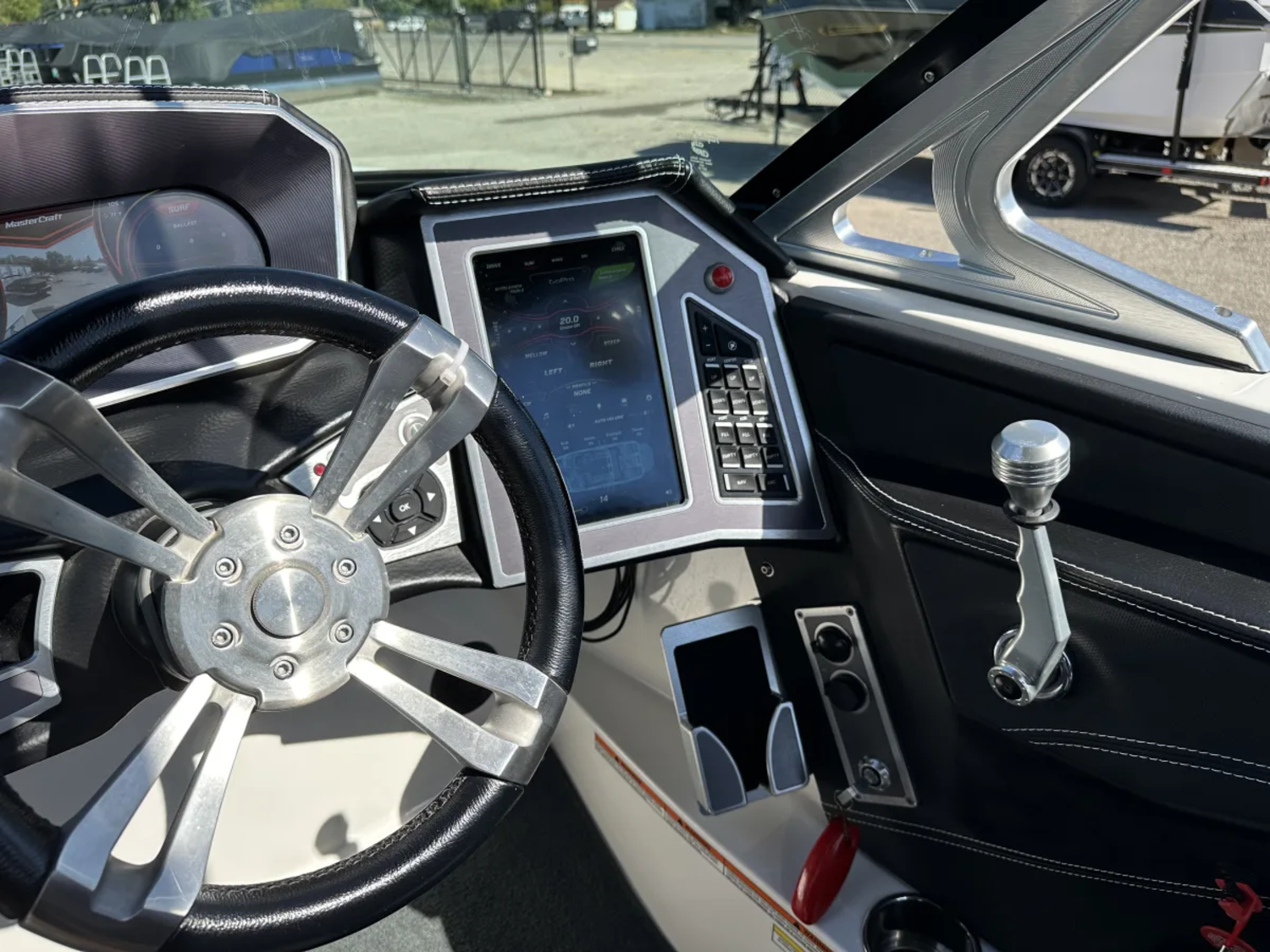 2018 MASTERCRAFT XT22 