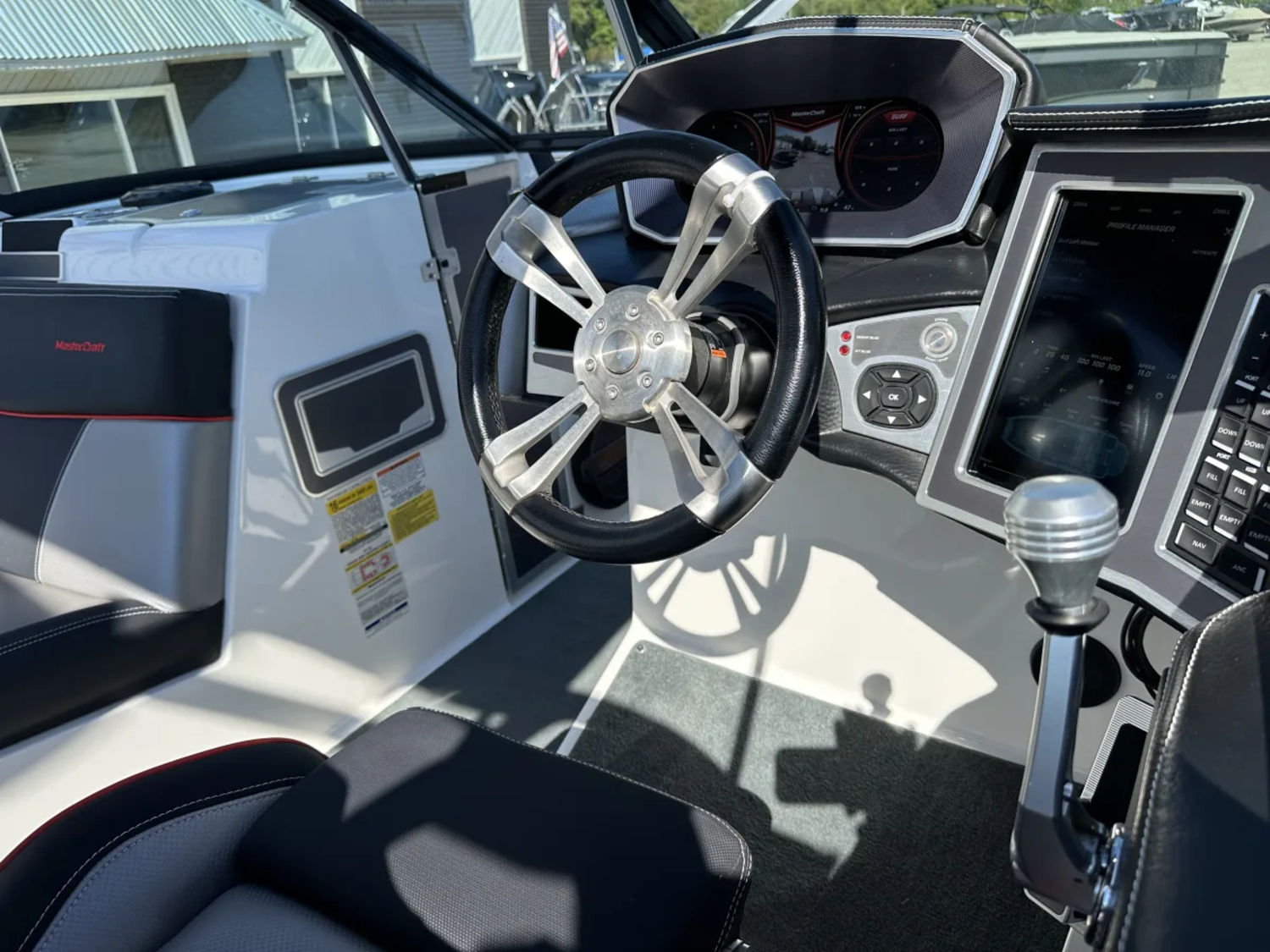 2018 MASTERCRAFT XT22 