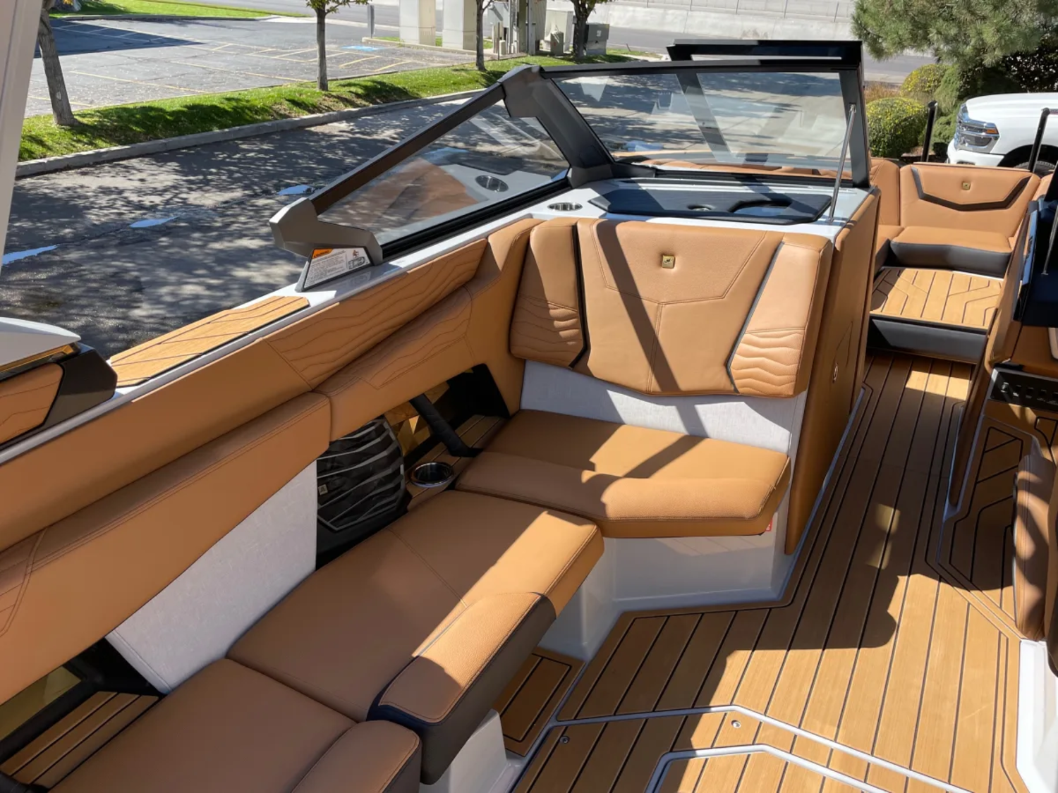 2026 NAUTIQUE G25 W/ZZ8S 630HP SUPERCHARGED POWER PLANT