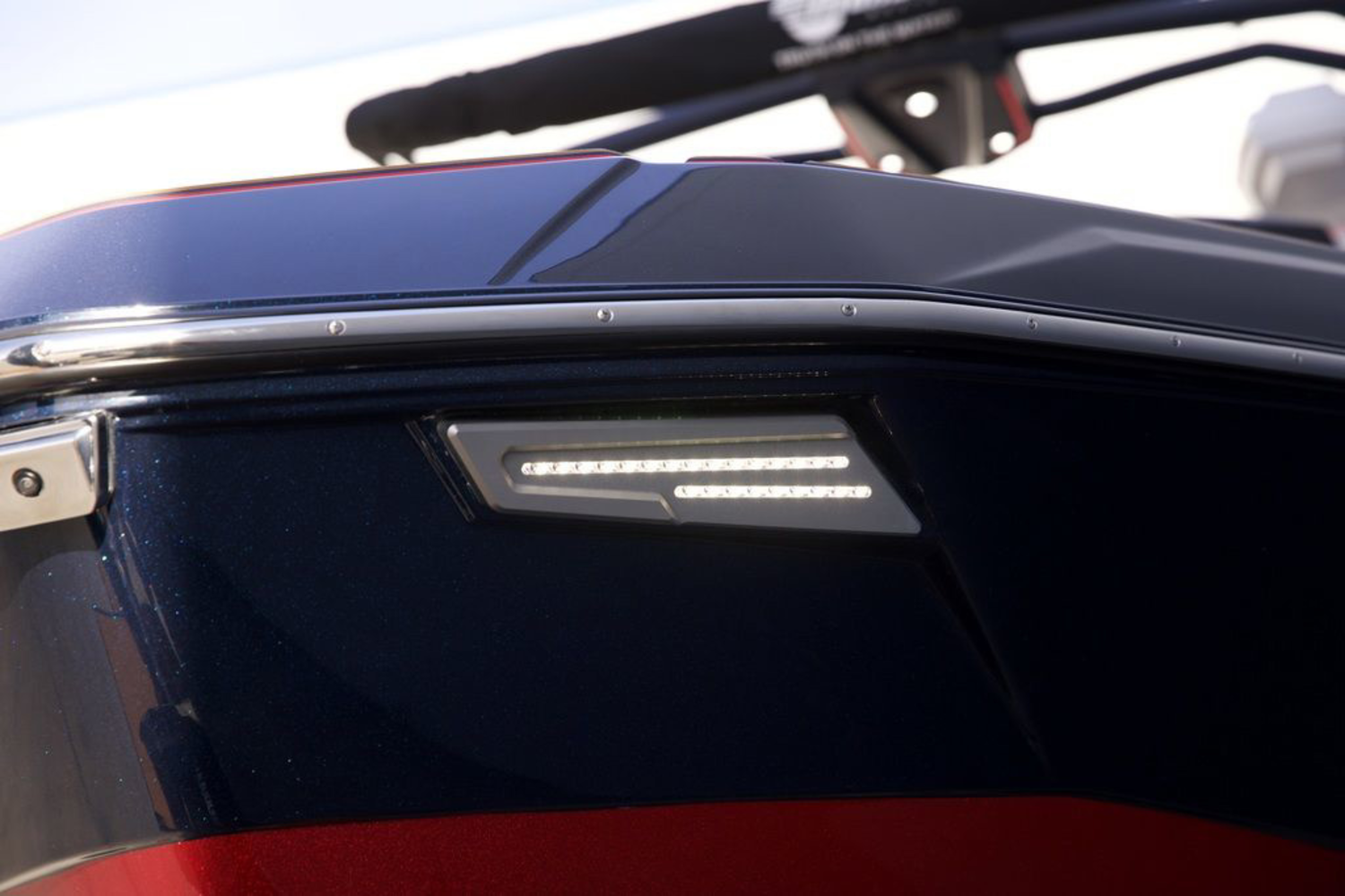 2026 Malibu Boats 25 LSV